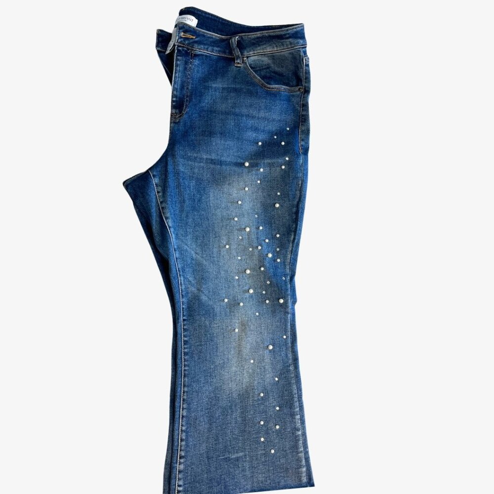 Lane Bryant Blue Jeans - Size 20 - with pearls in the front leg. 0786-LR…